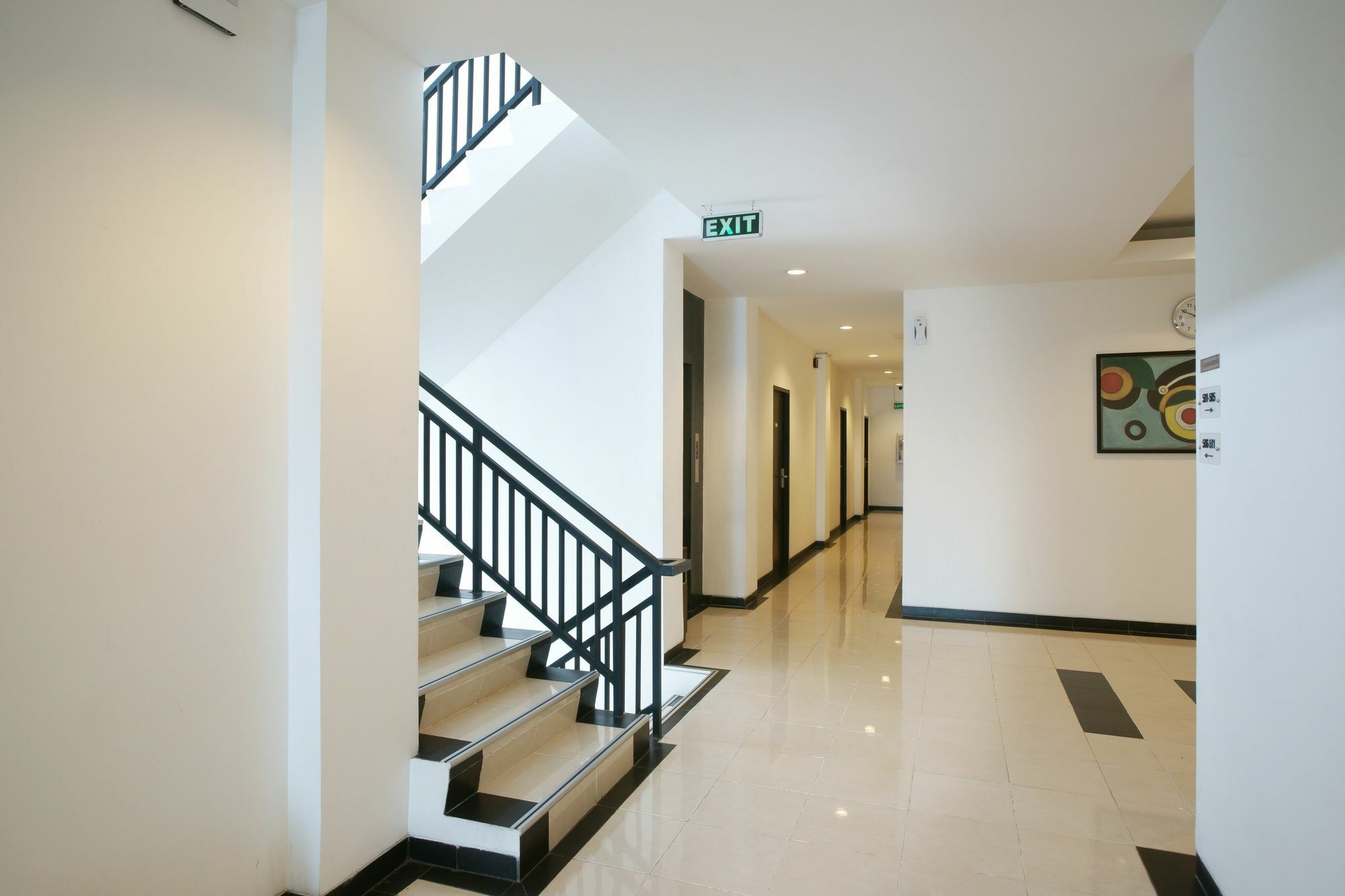 Hotel 88 Mangga Besar Raya 120 Jakarta By Wh Exterior photo